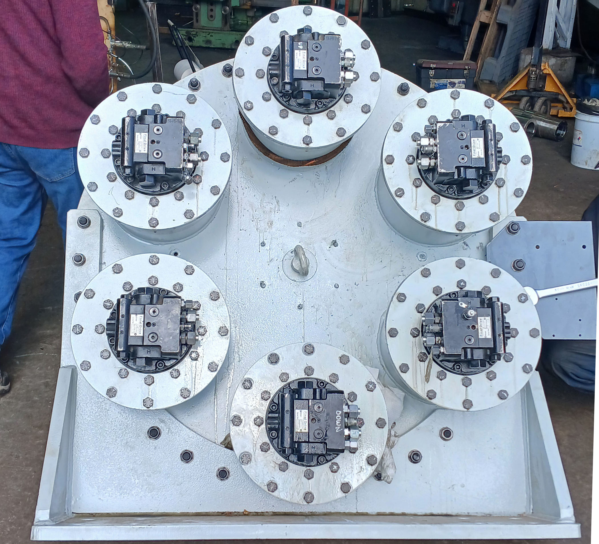 Unidad motriz de 6 motores